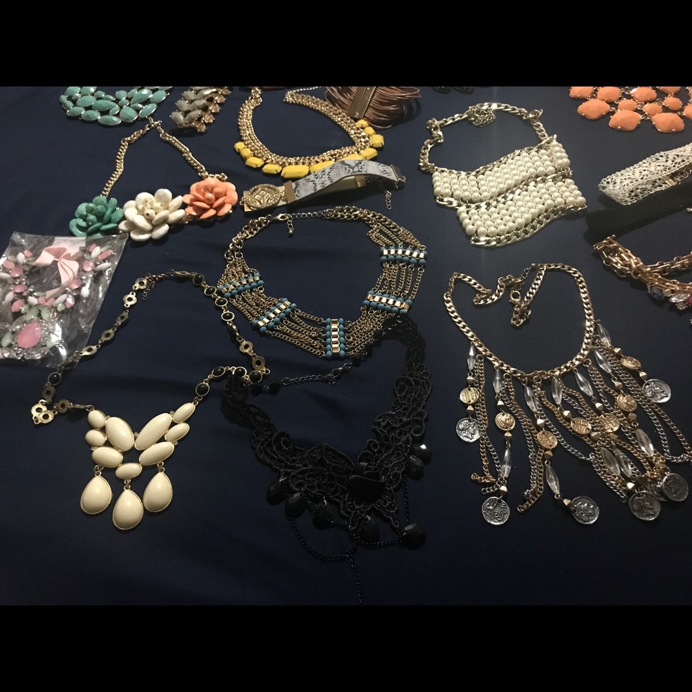 Necklace set - Picture 4 of 4